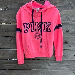 PINK Victoria's Secret Women's Pink Hoodie Sweater

Smoke free and pet free home
